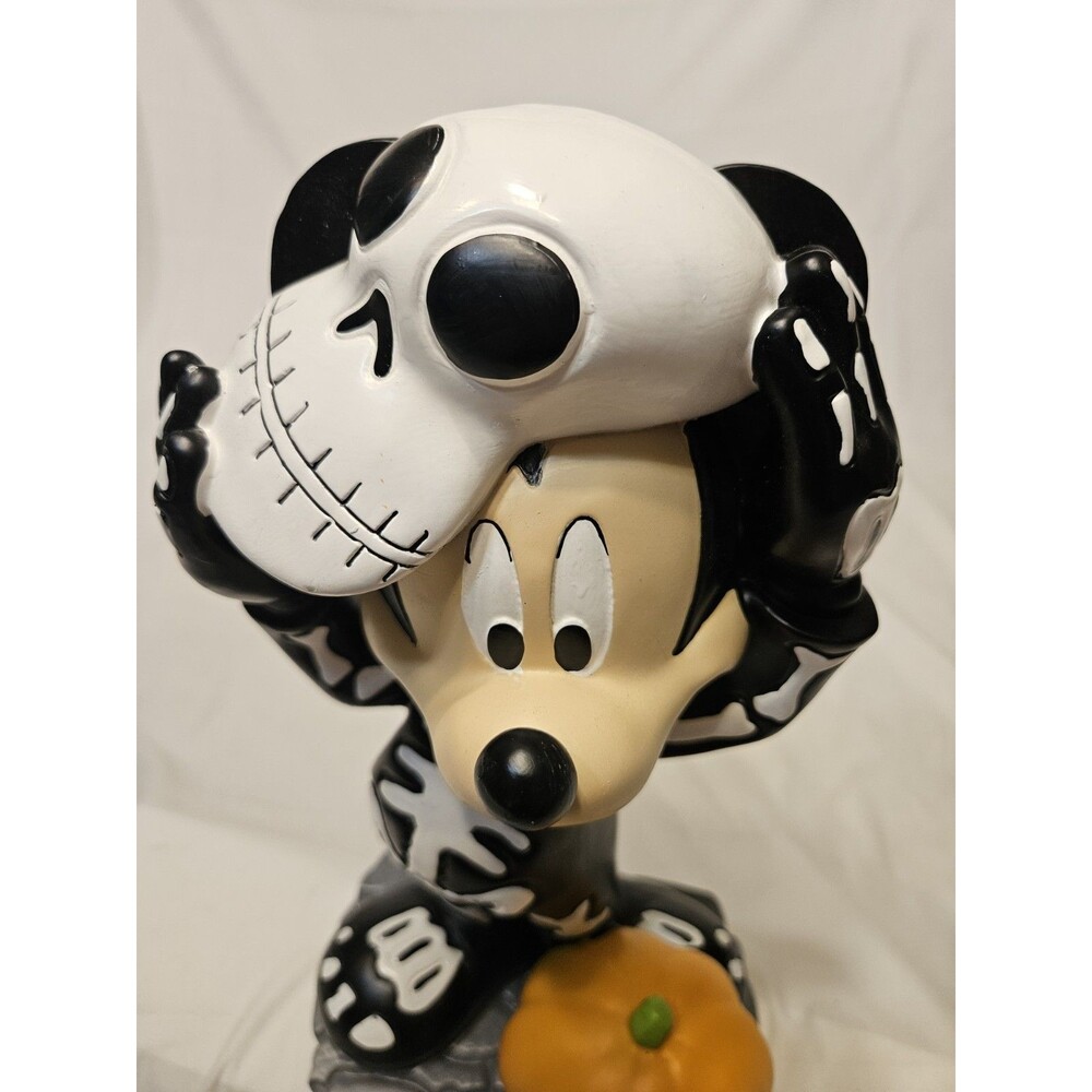 13" Disney Halloween MICKEY MOUSE SKELETON COSTUME Pumpkin Statue Big Fig - Picture 6 of 10